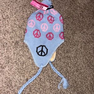 Y2K NWT Blue and pink peace sign knitted beanie with braided pigtails
